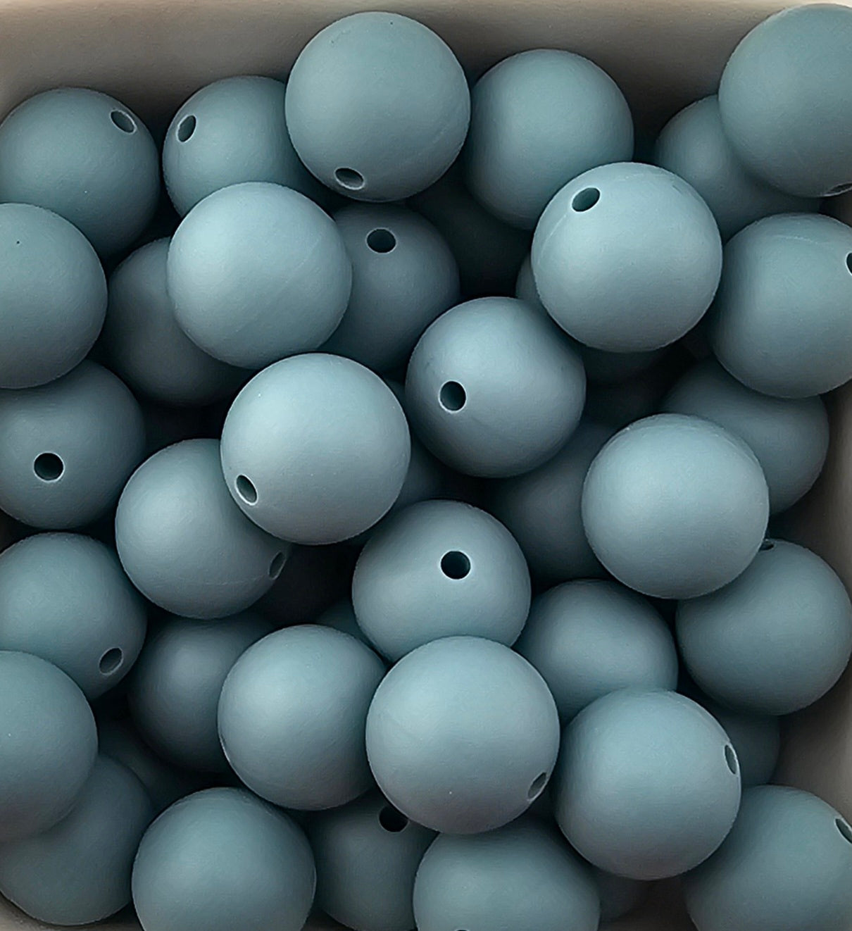 #192 Grey Blue Solid