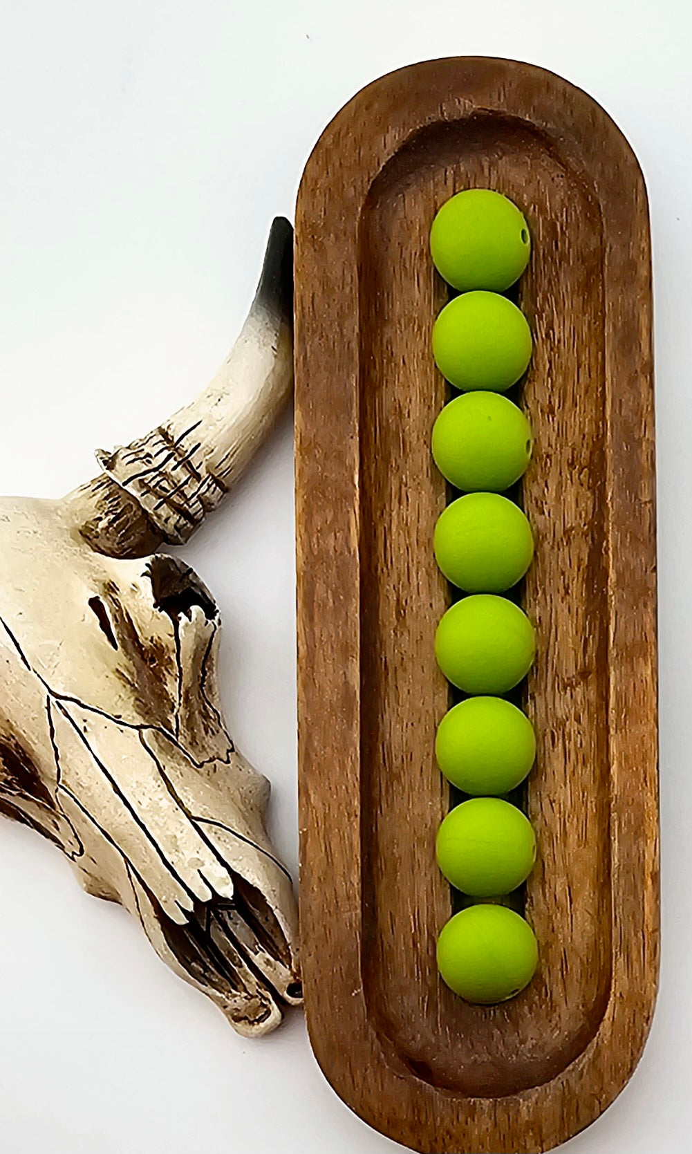 #23 Pea Green Solid