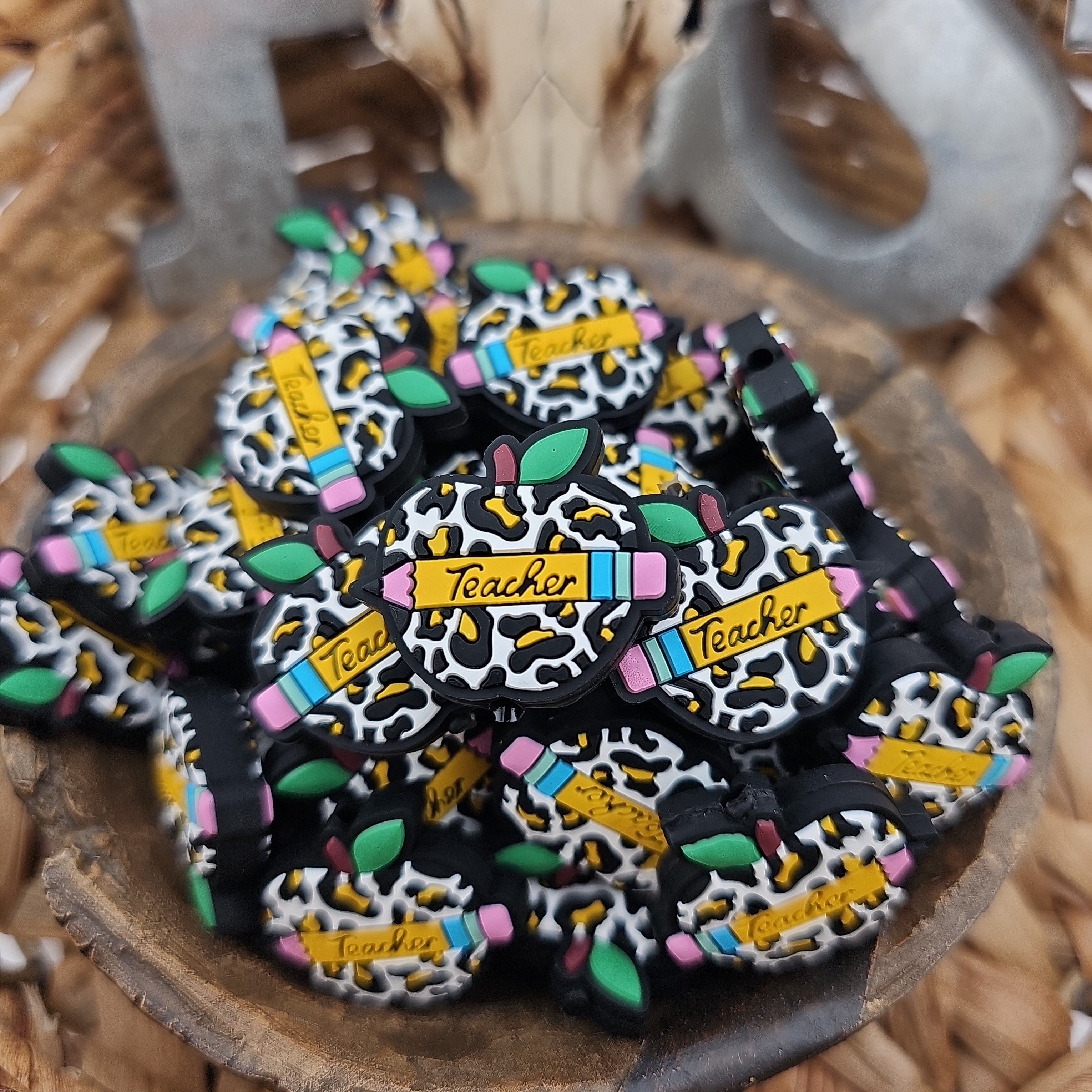 Leopard Teacher Apple Focal