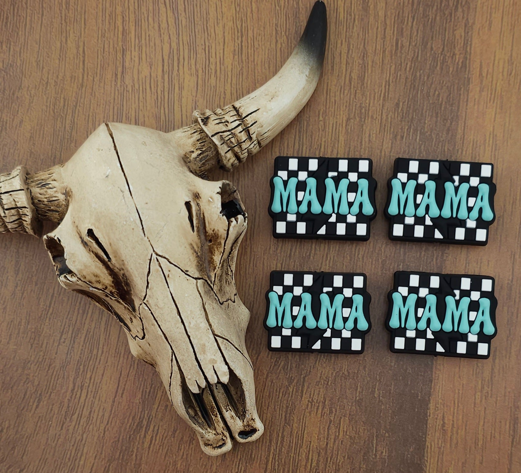 Checkered Mama Focal