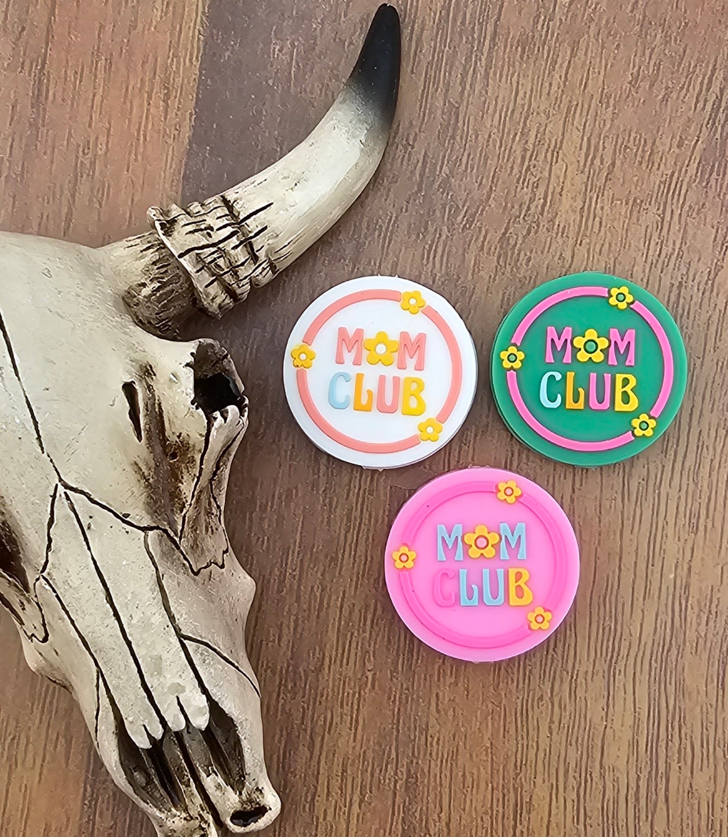 Mom Club Focal