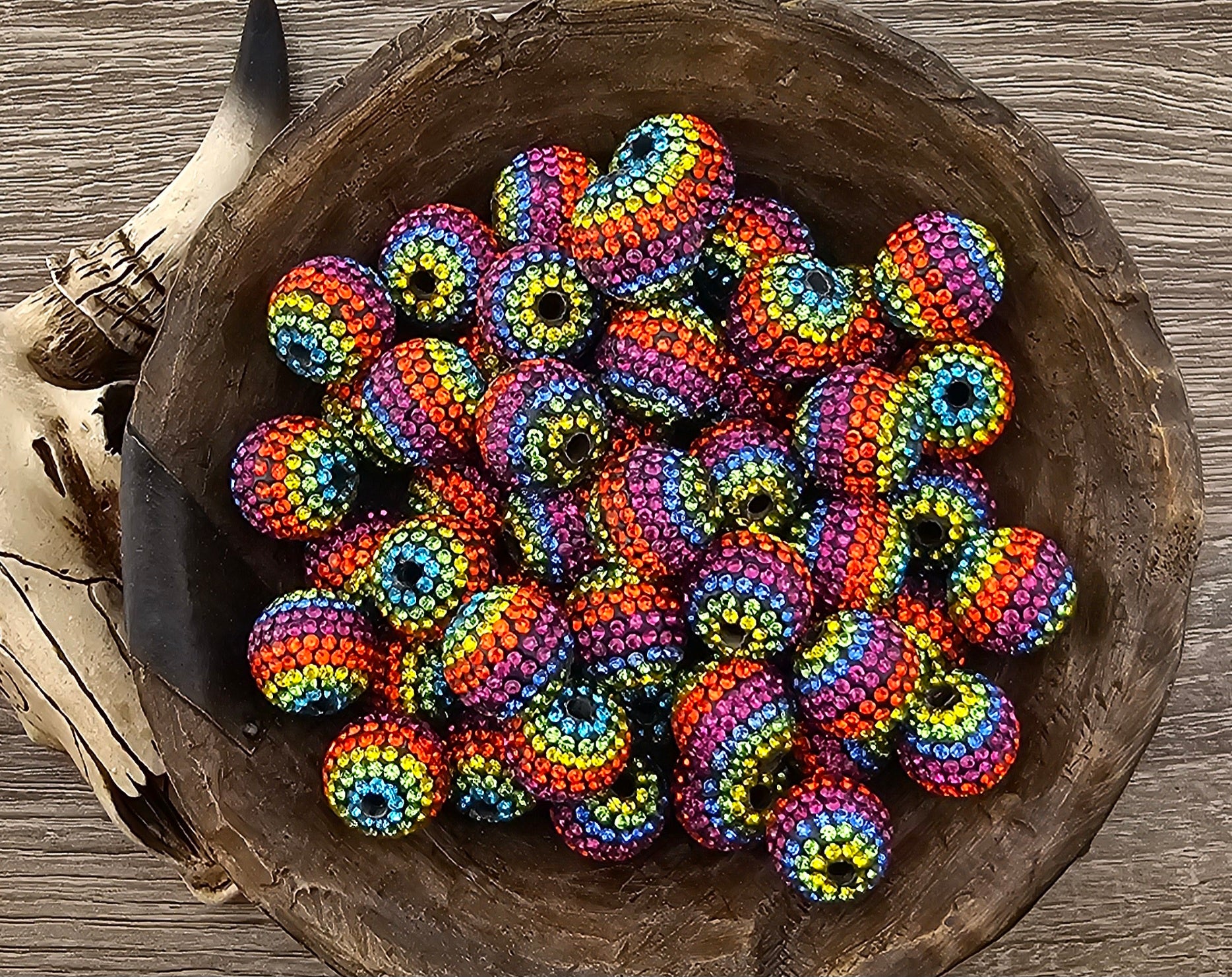 Rainbow 16mm Rhinestone (Premium)