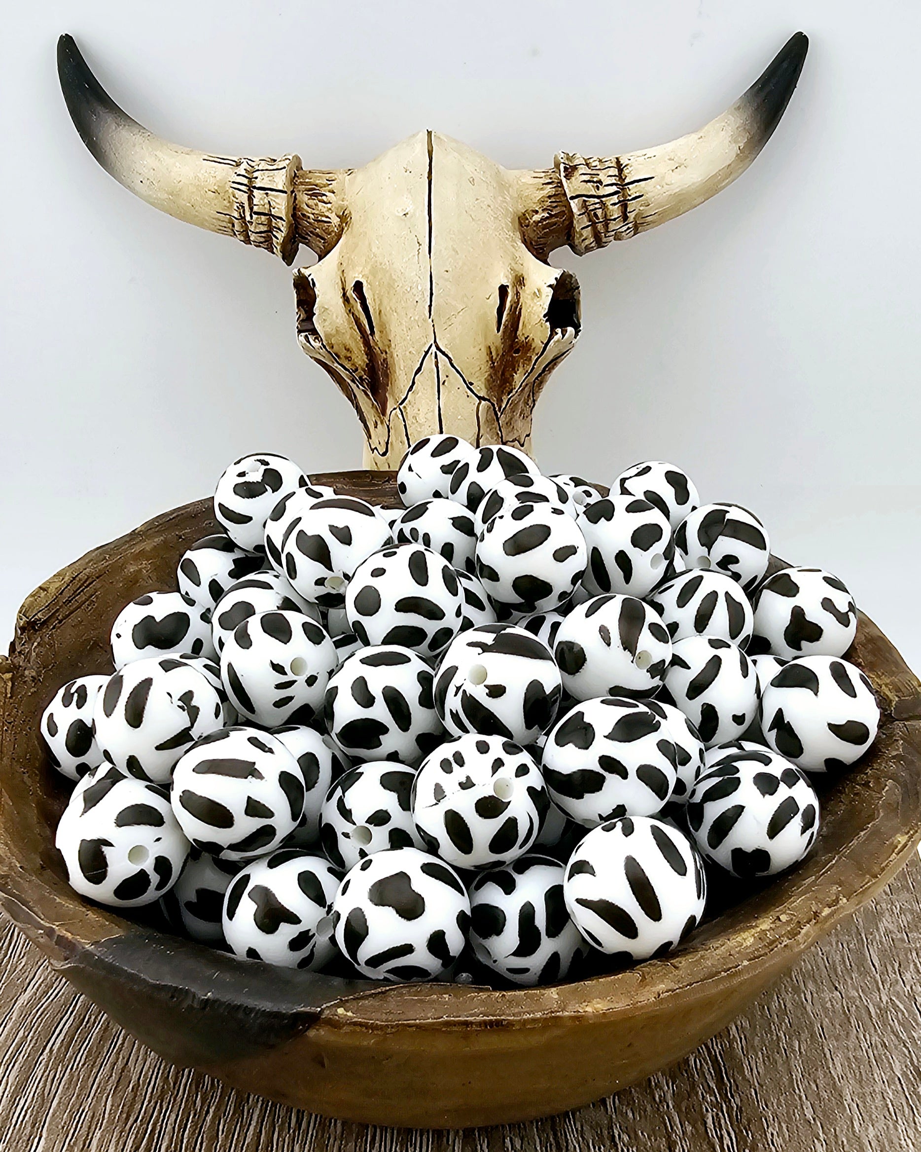 Liquid/Shiny Black Cow Print 15mm
