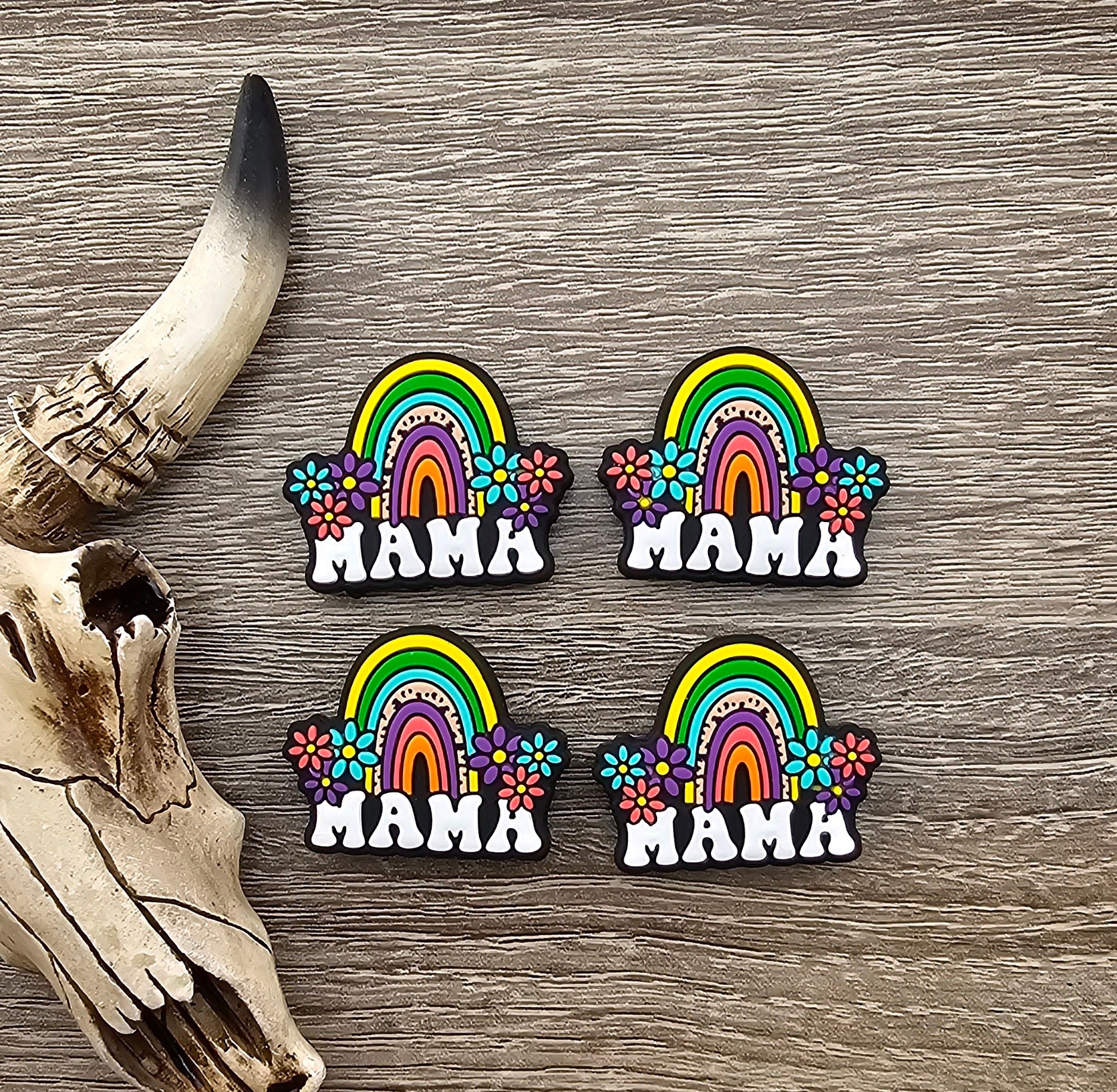 Mama Rainbow Focal