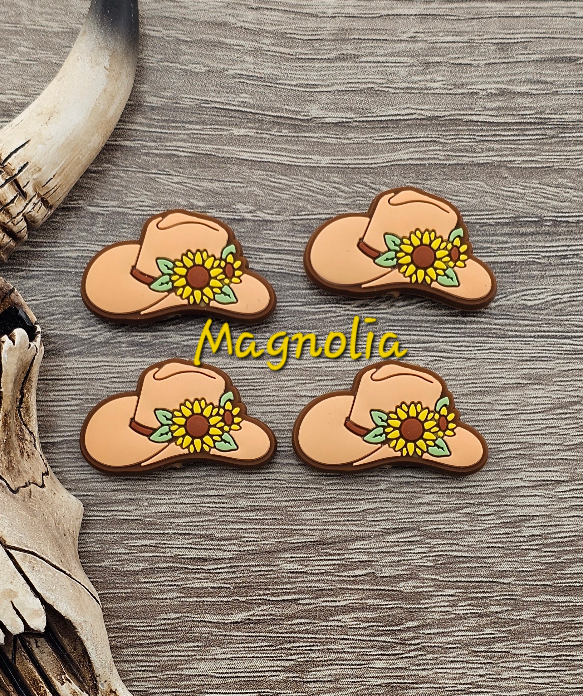 Magnolia Hat Focal *Exclusive*
