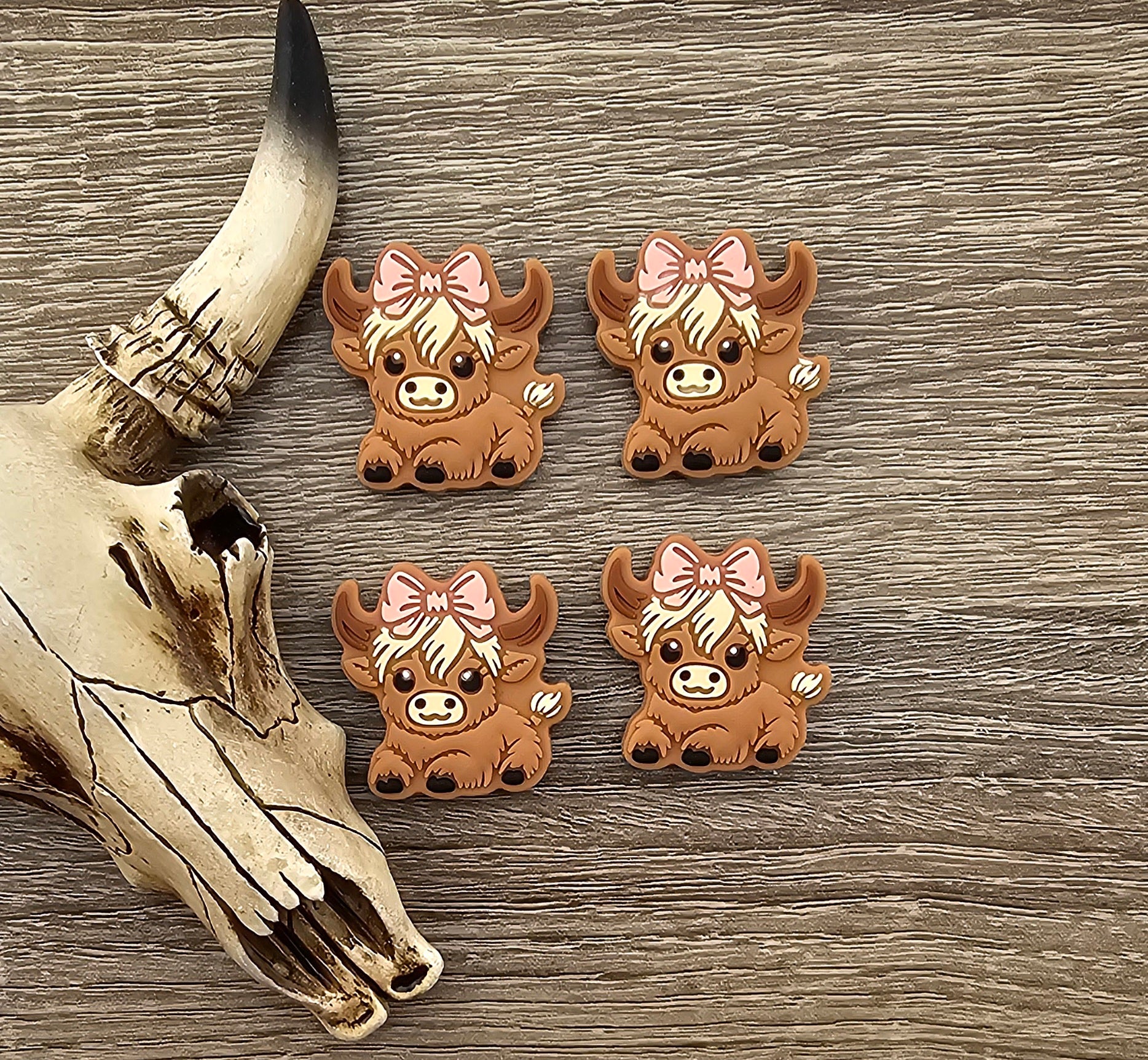 Highland Girl Cow Pink Bow Focal