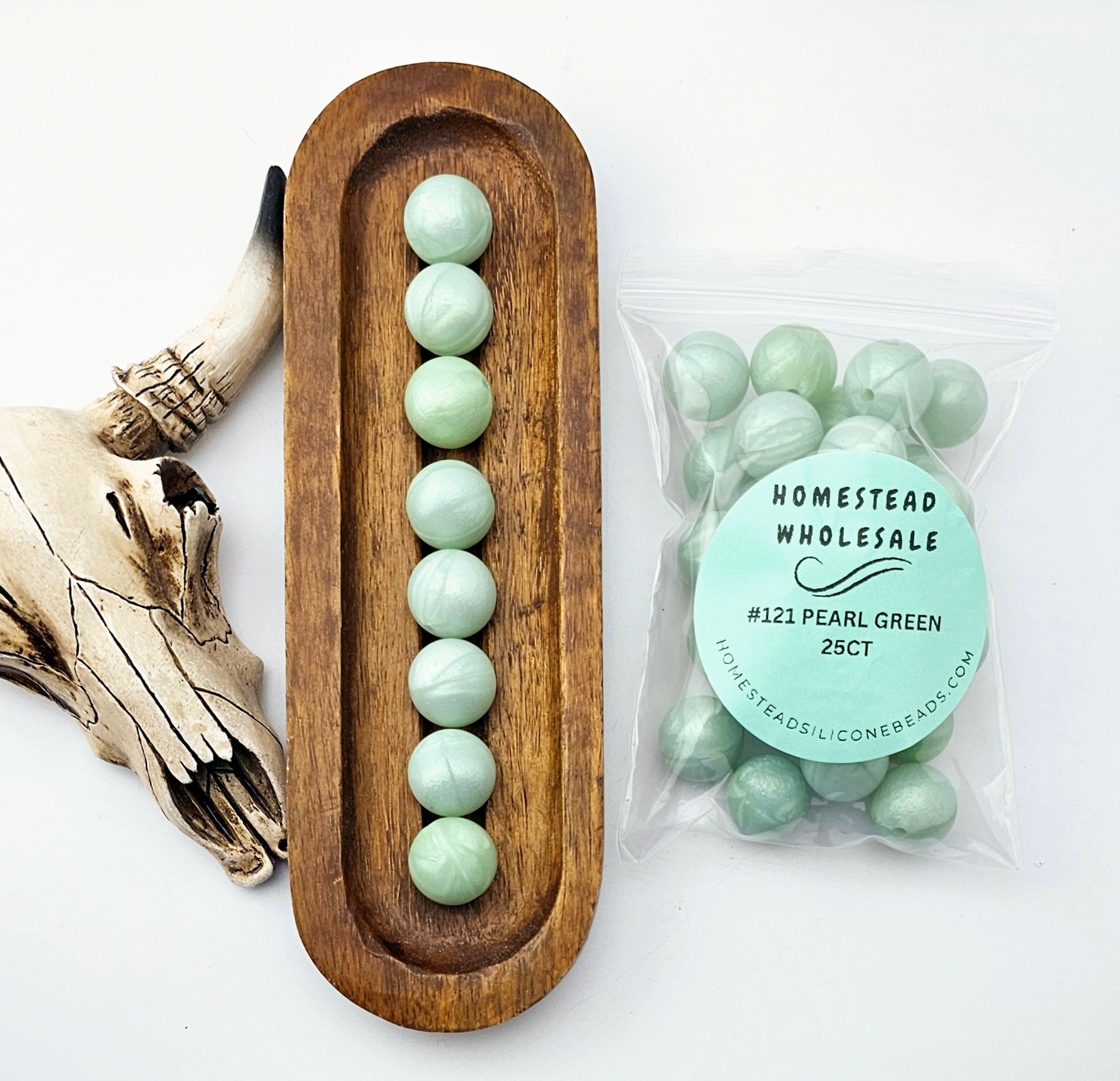 HSW - #121 Pearl Green 25(ct) 15mm