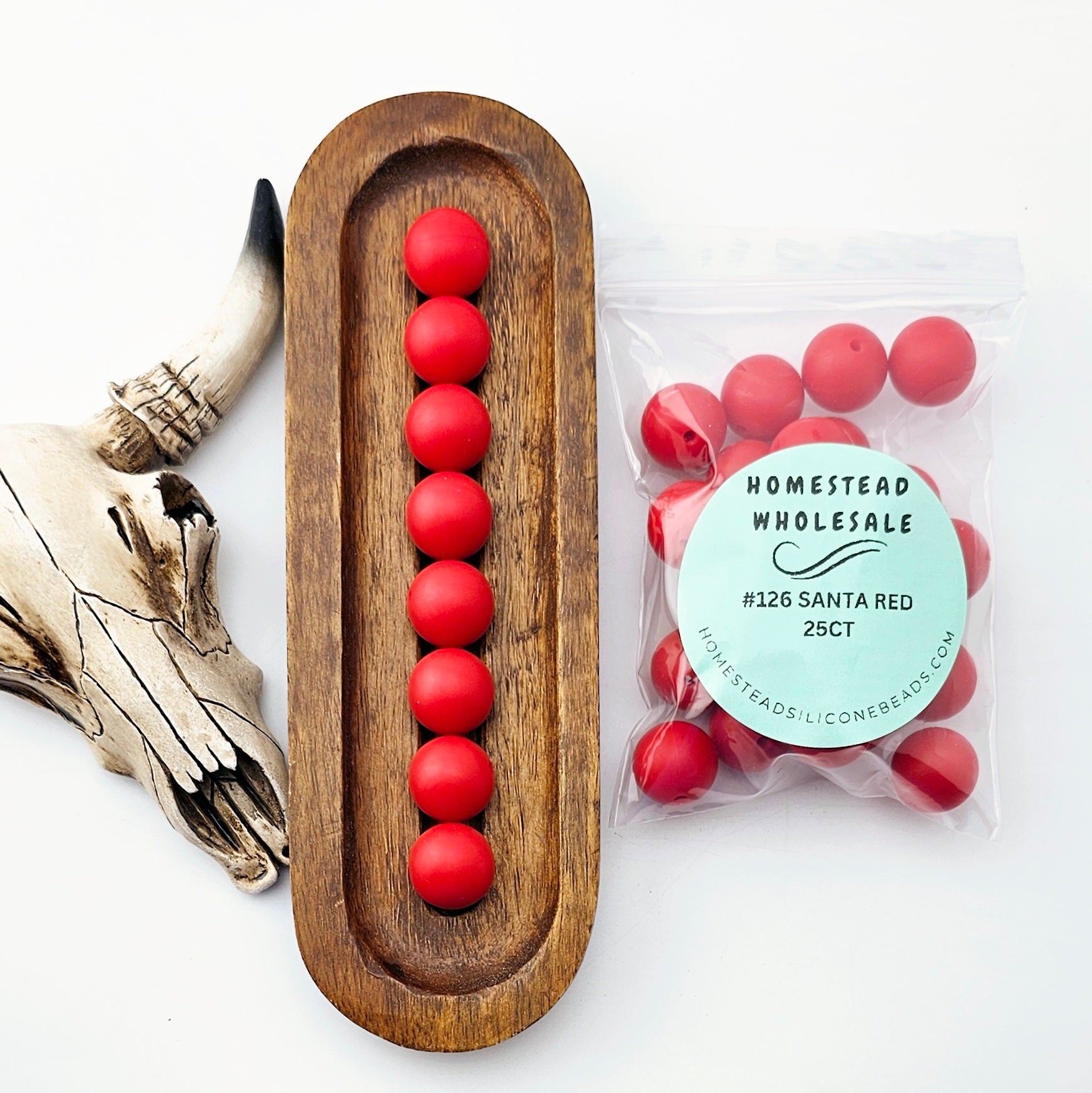 HSW - #126 Santa Red 25(ct) 15mm