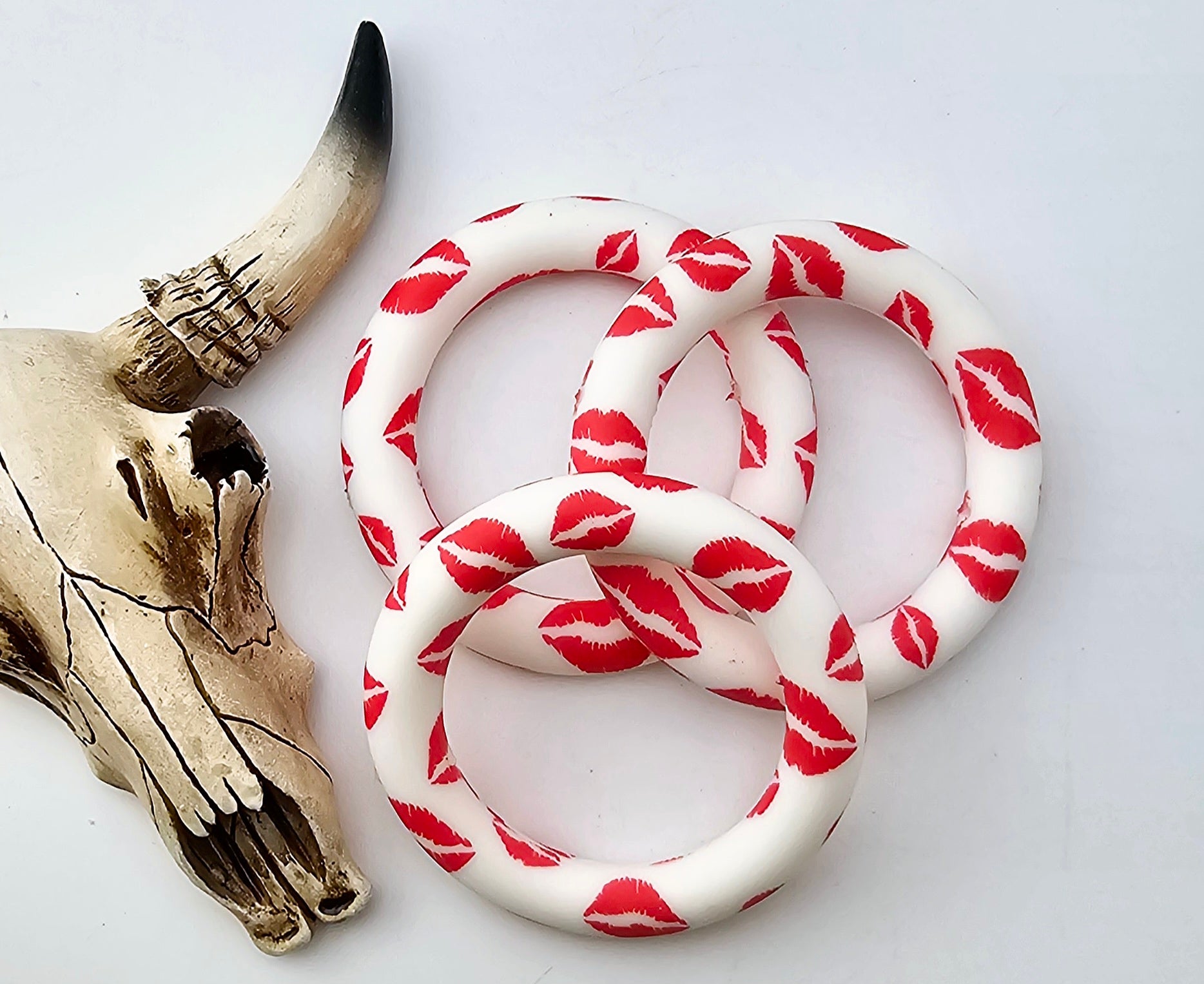 Red Lips 65mm Silicone Ring