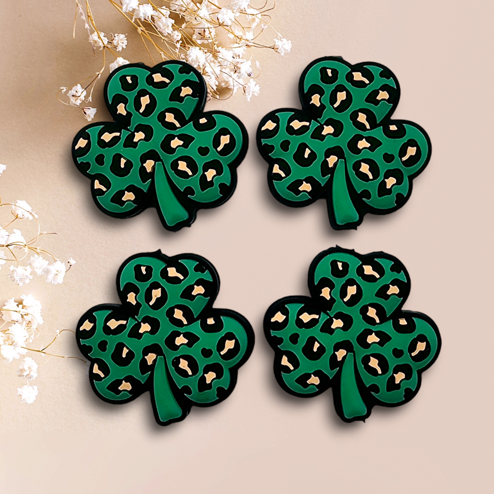 Irish Leopard Clover Focal