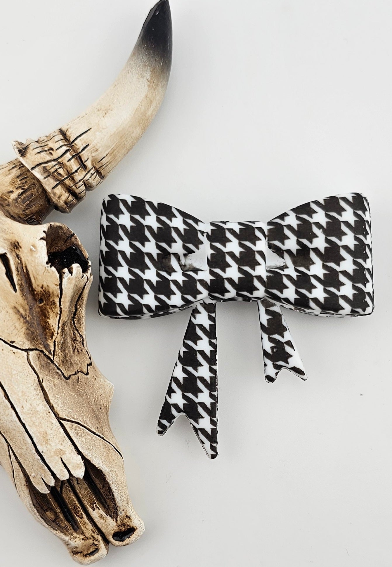 Large Bow Focal Houndstooth