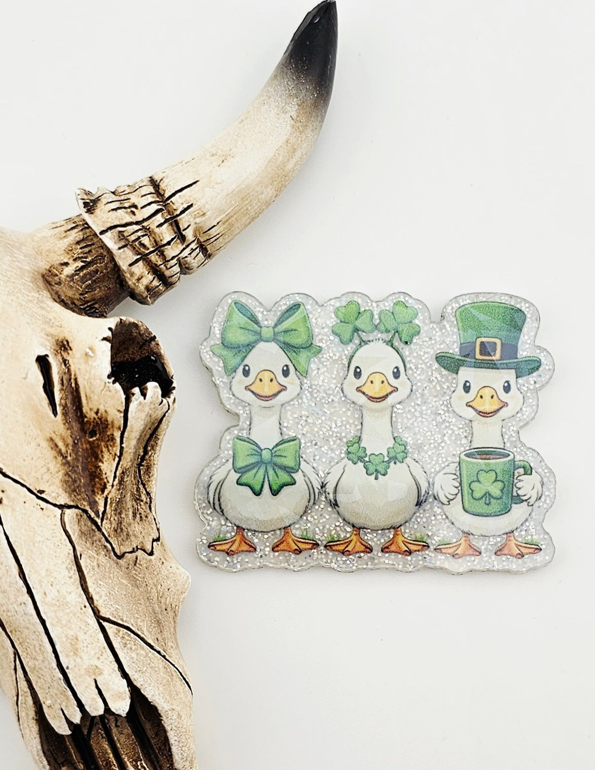 Flatback Lucky  Ducks 302 *remove protective film front &back*