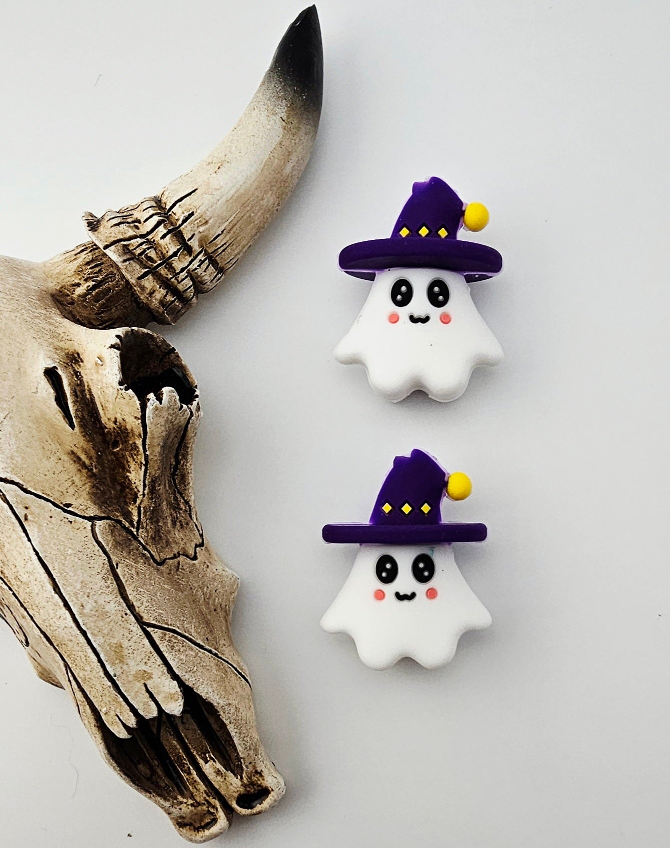 3D Ghost Purple Hat Focal