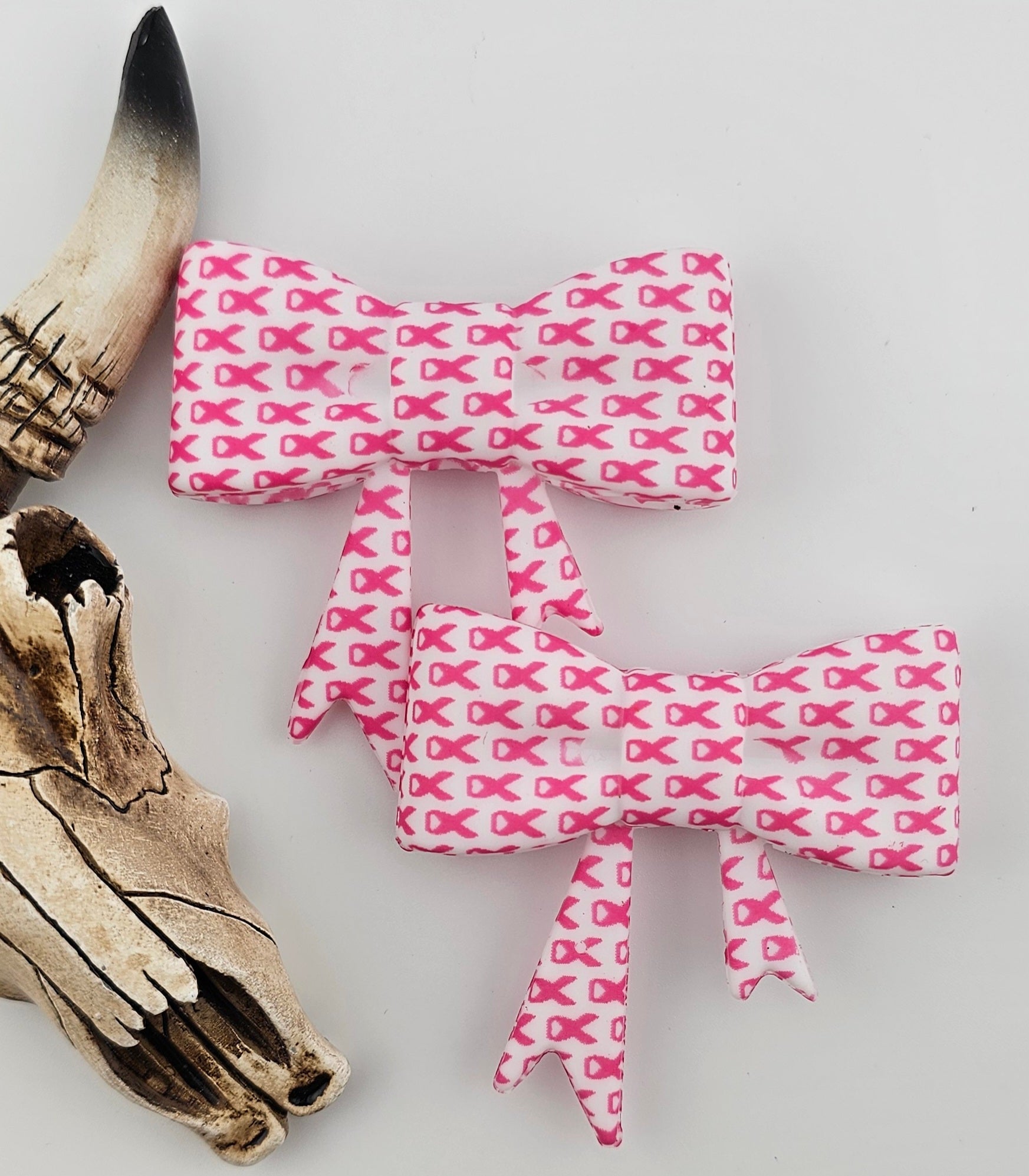 Large Bow Focal Breast Cancer Ribbon