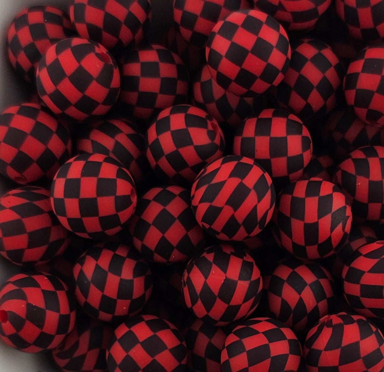 #126 Santa Red Checkered 15mm Print