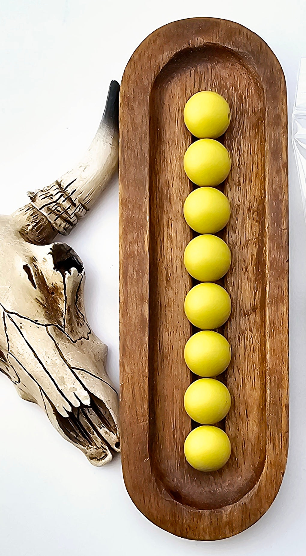 #71 Yellowish Green Solid