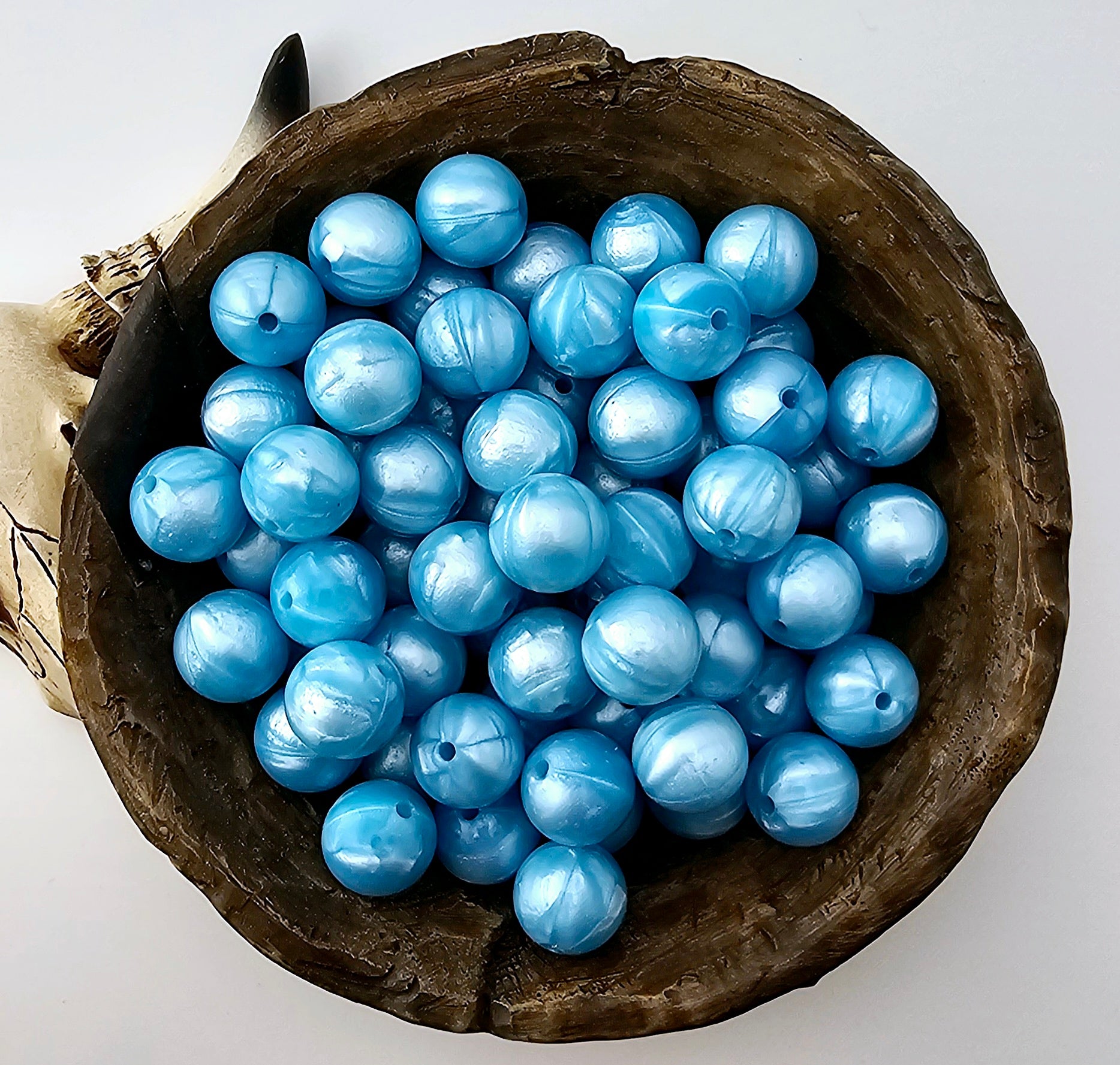#54 Light Pearl Blue Liquid