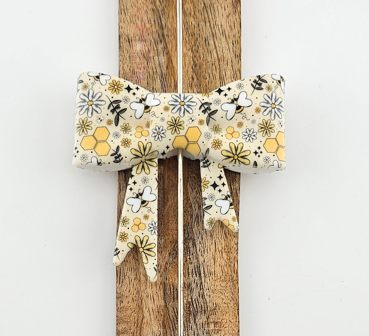 Large Bow Focal Buzzin Bees Honeycomb *Custom*