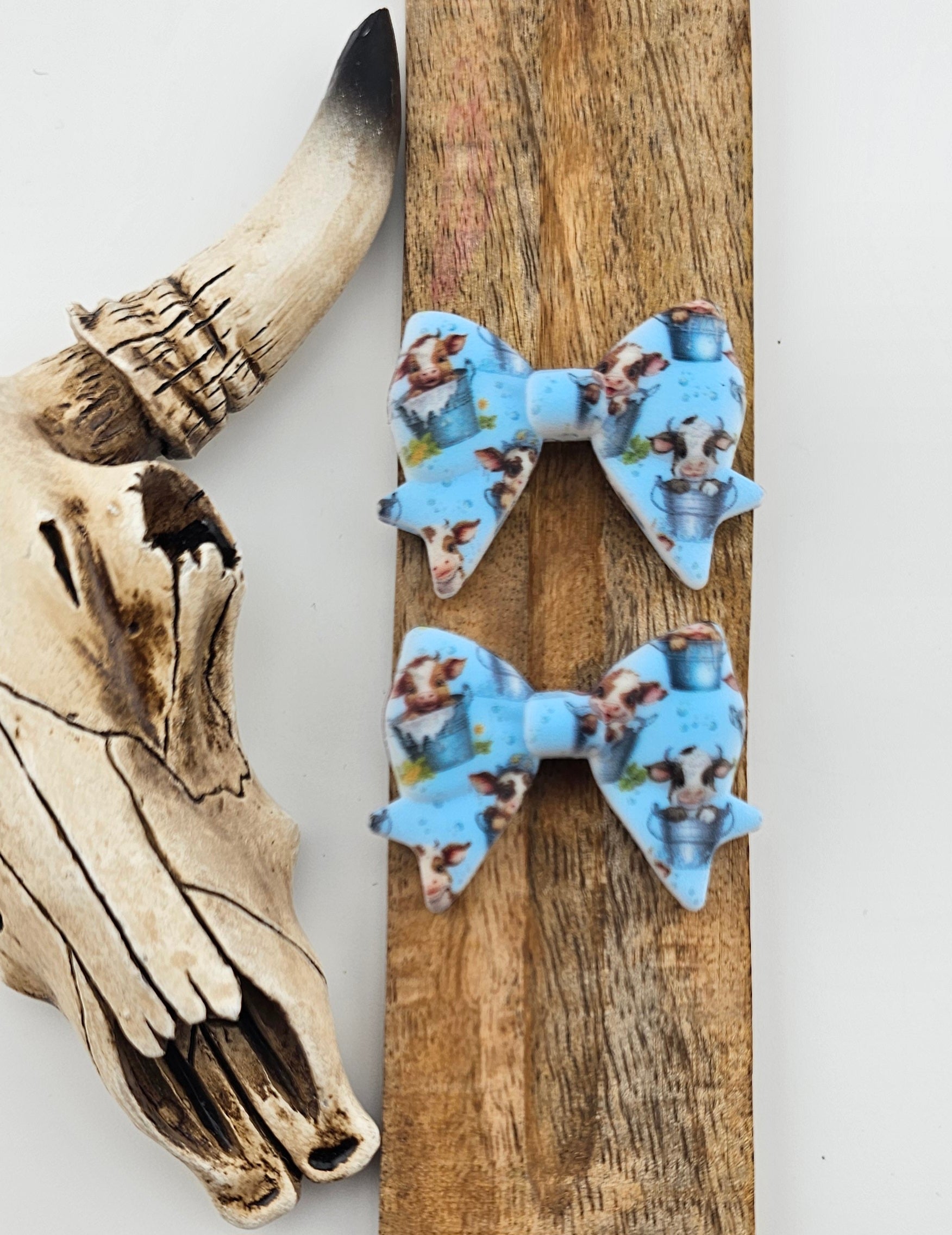 Cow Tub Cuties Bow Focal