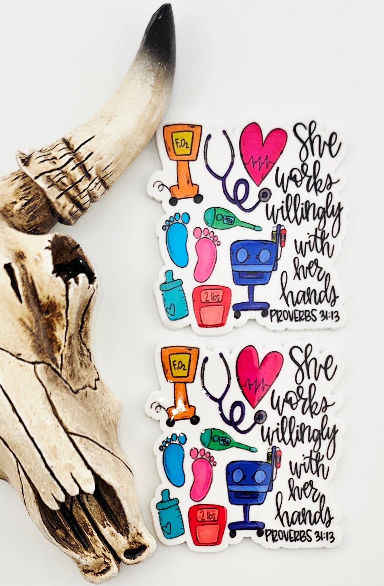 Flatback She Works Willingly With Her Hands 293