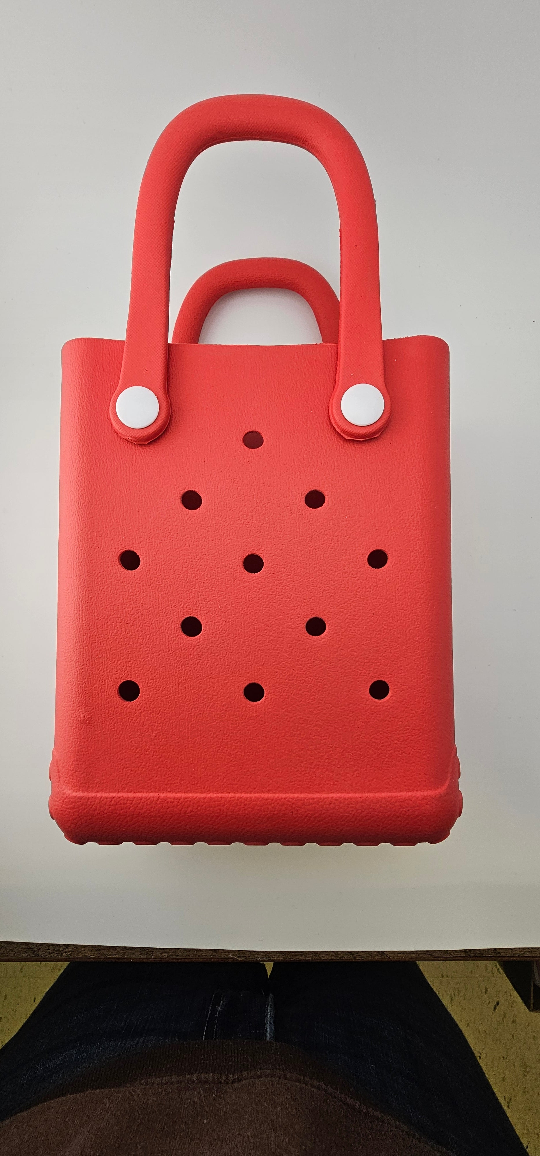 Crock Charm Bag all come with one random Charm