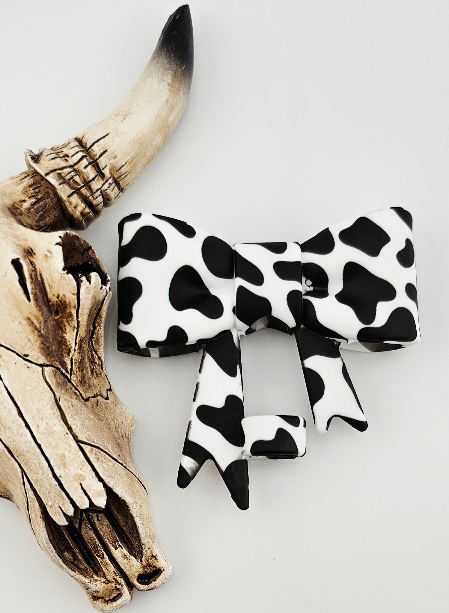 Straw Topper Bow Black White Cow