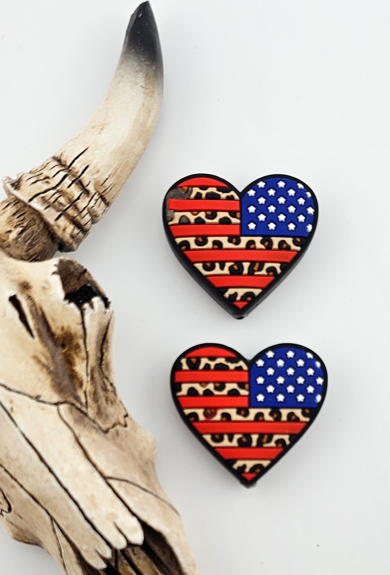 Leopard Flag Heart Focal