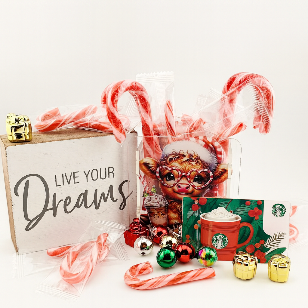 Pen Box Christmas Highland Cow 34