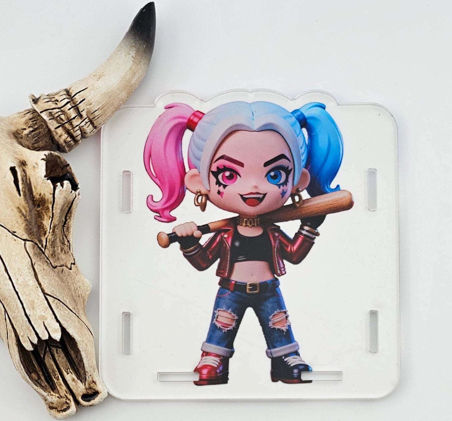 Pen Box Girl with a Bat Hunter 39