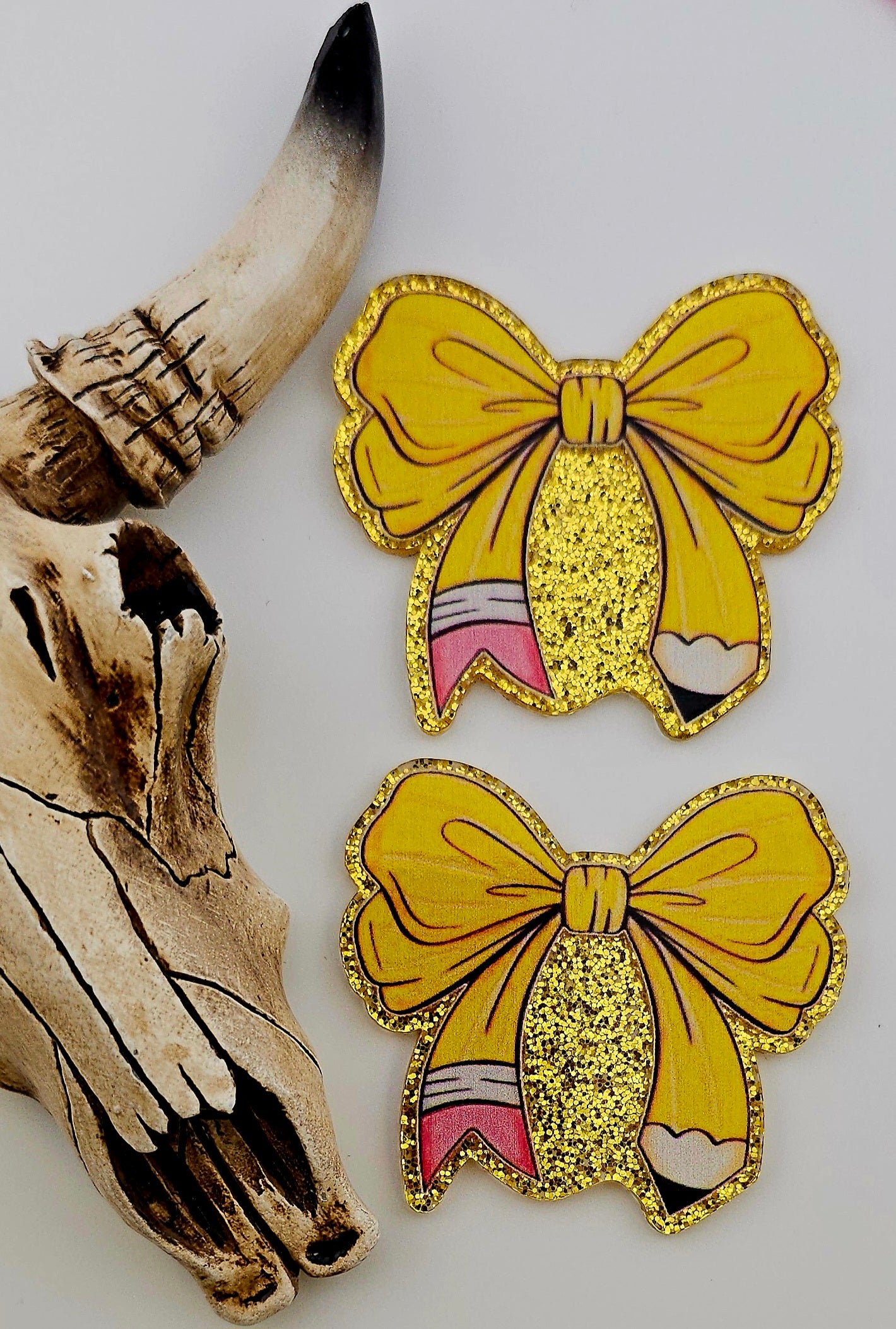 Flatback Yellow Pencil Bow 229