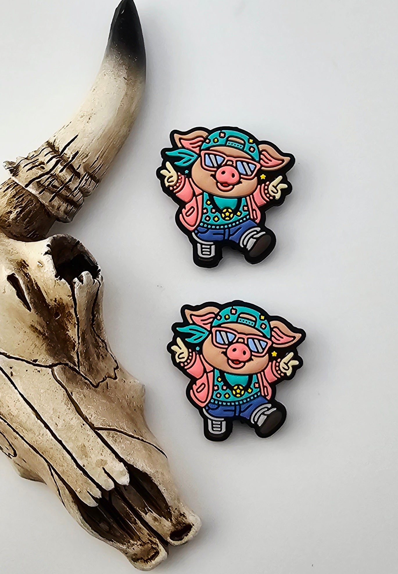 Peace Out Pig Focal