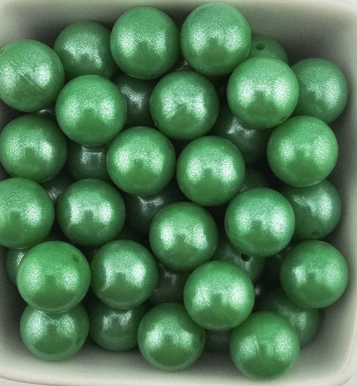 #122 Pearl Dark Green Opal