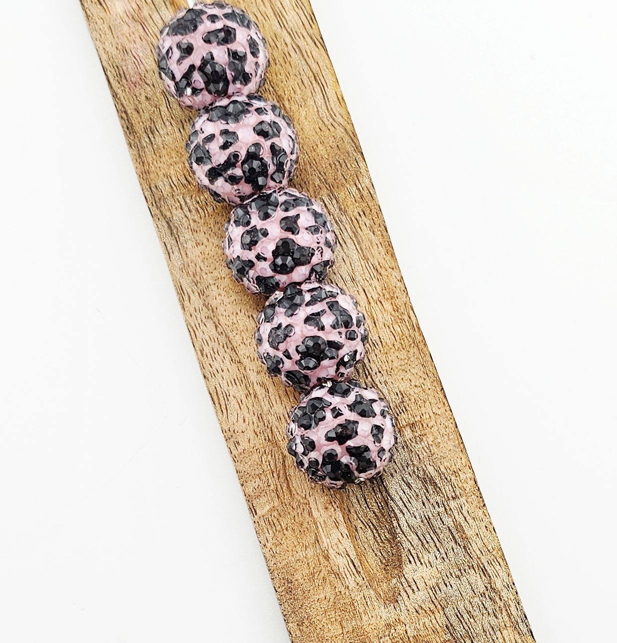 16mm Pink Cow Rhinestone Bead