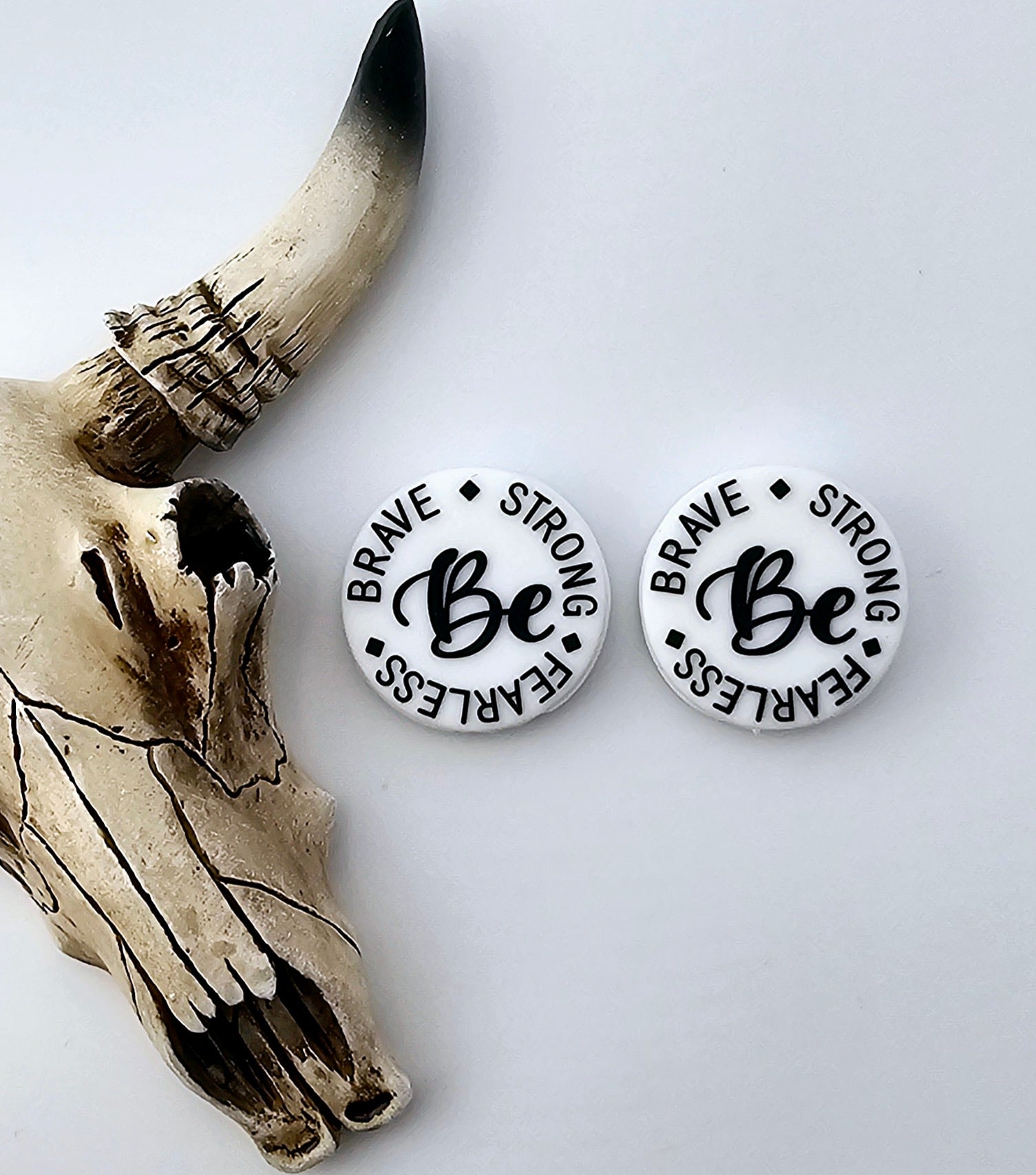 Be Brave be fearless be strong Focal
