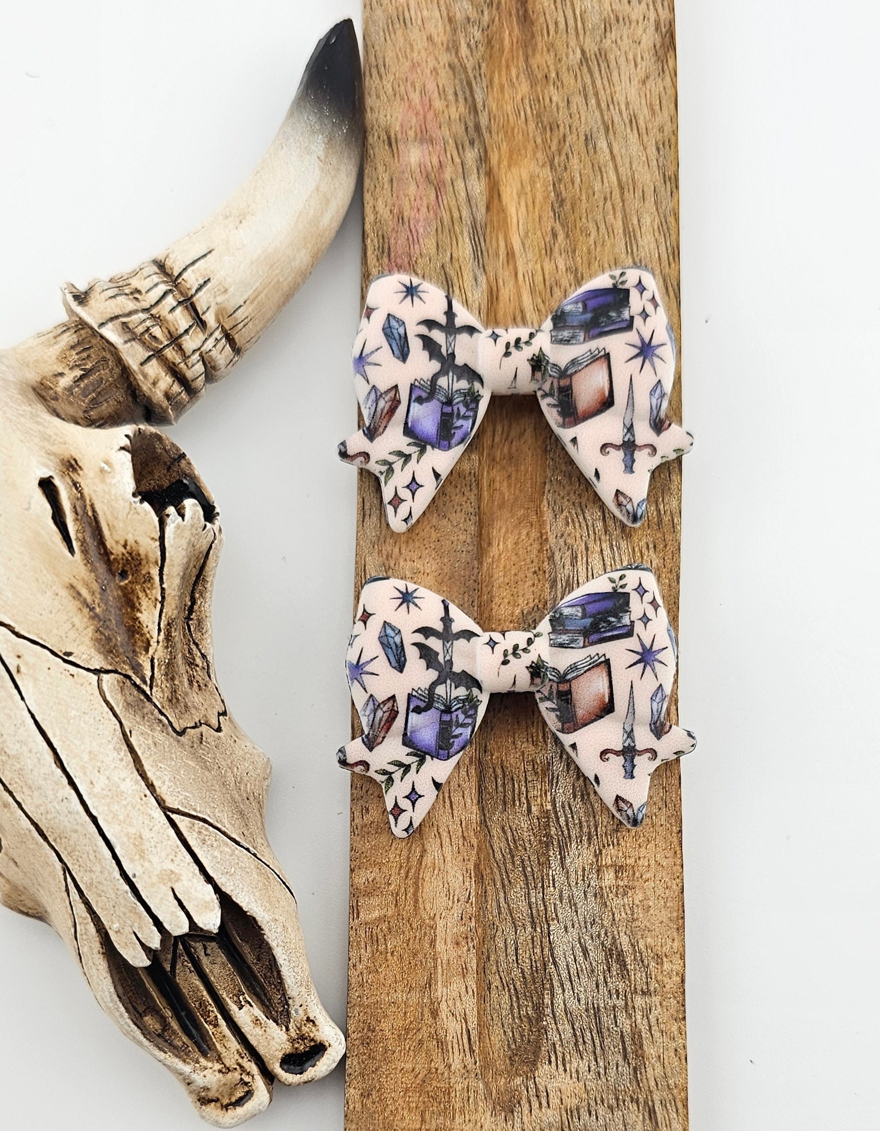 Spellbound Society Bow Focal