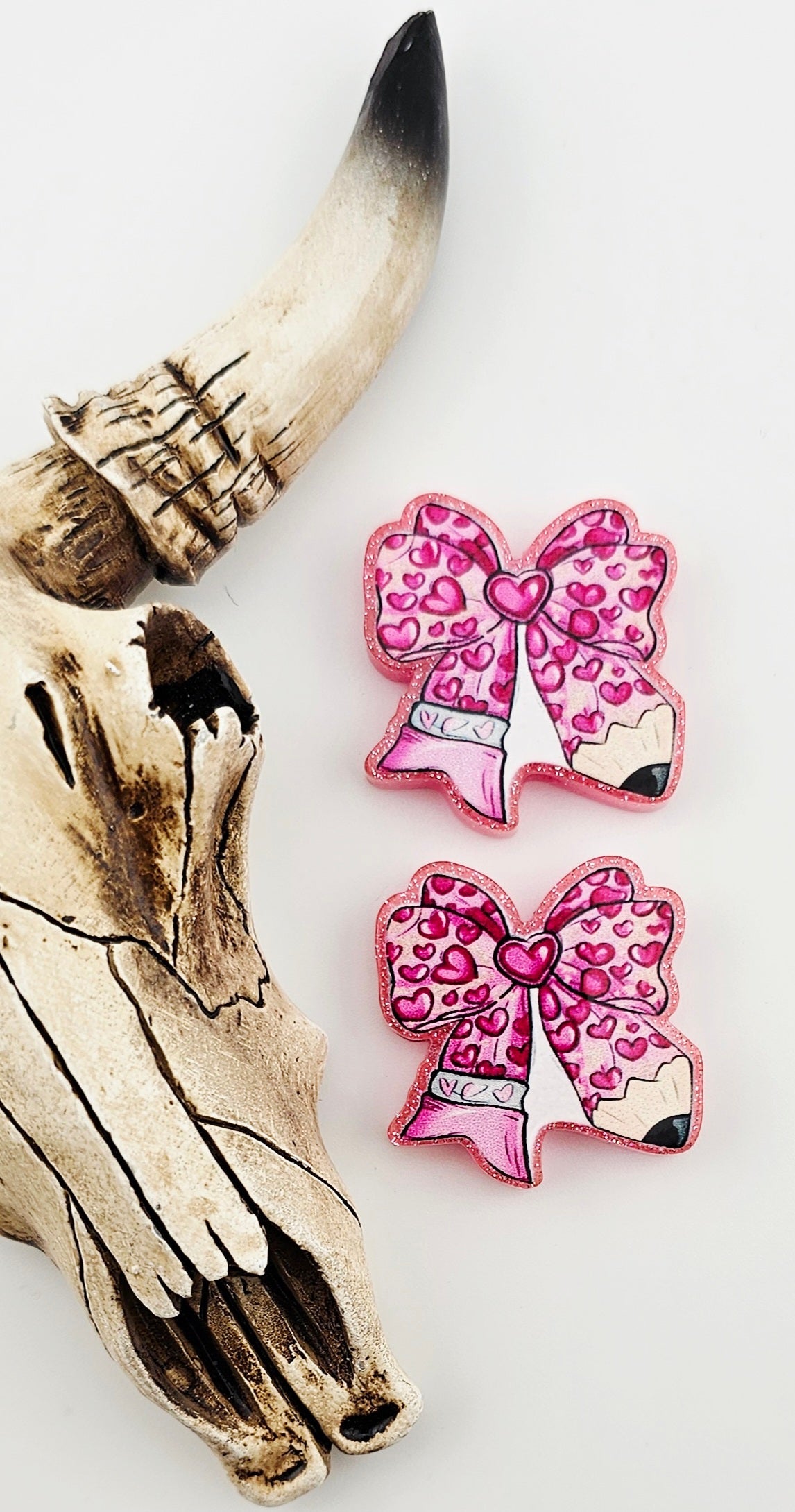 Acrylic Pencil Heart Bow Focal - AF111