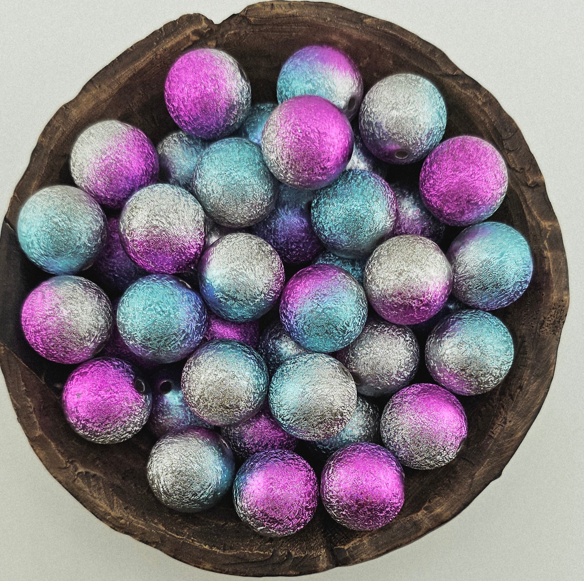 20mm Acrylic Metallic Foil Beads