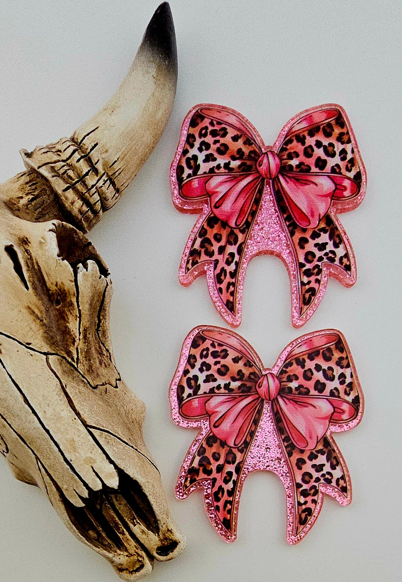 Flatback Pink Leopard Bow 211