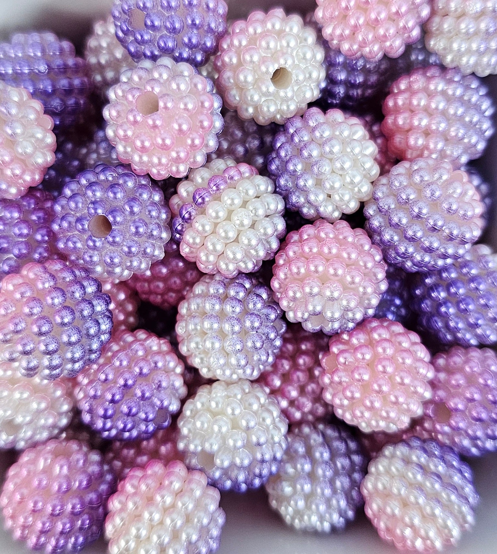 Ombrè Blushing Pearl 15mm Acrylic