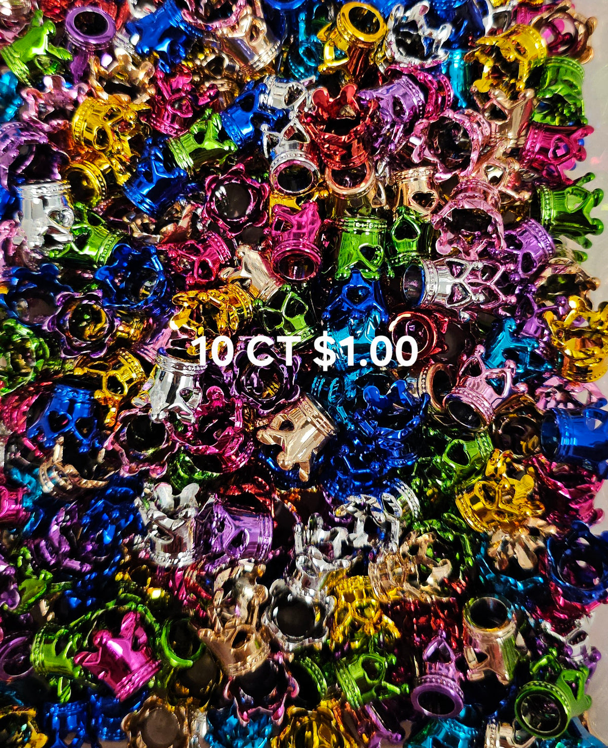Crowns 10CT random - plastic