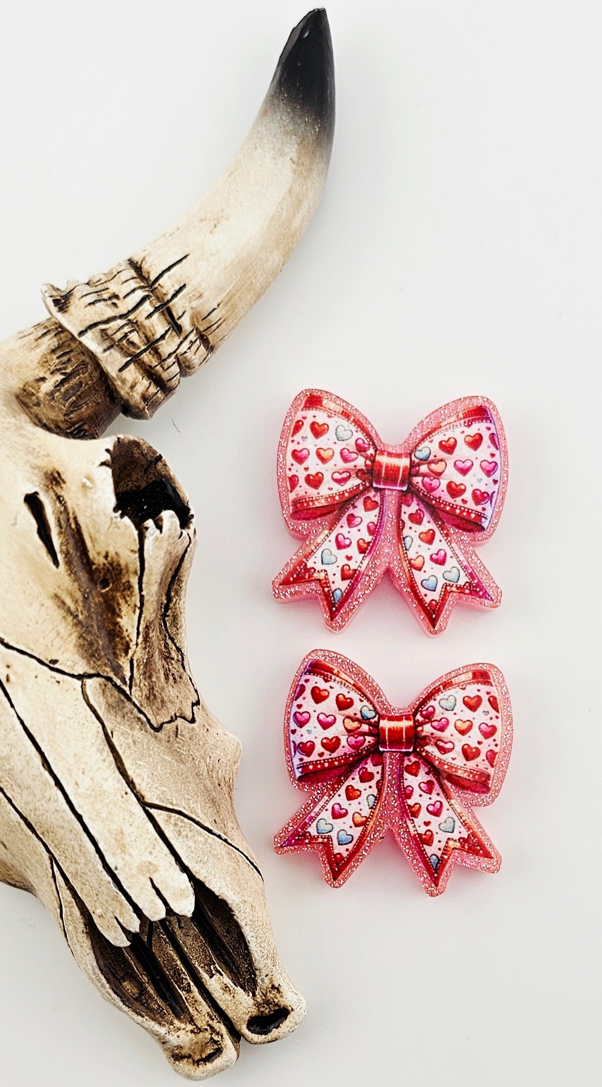 Acrylic Hearts of Low Bow Focal - AF110