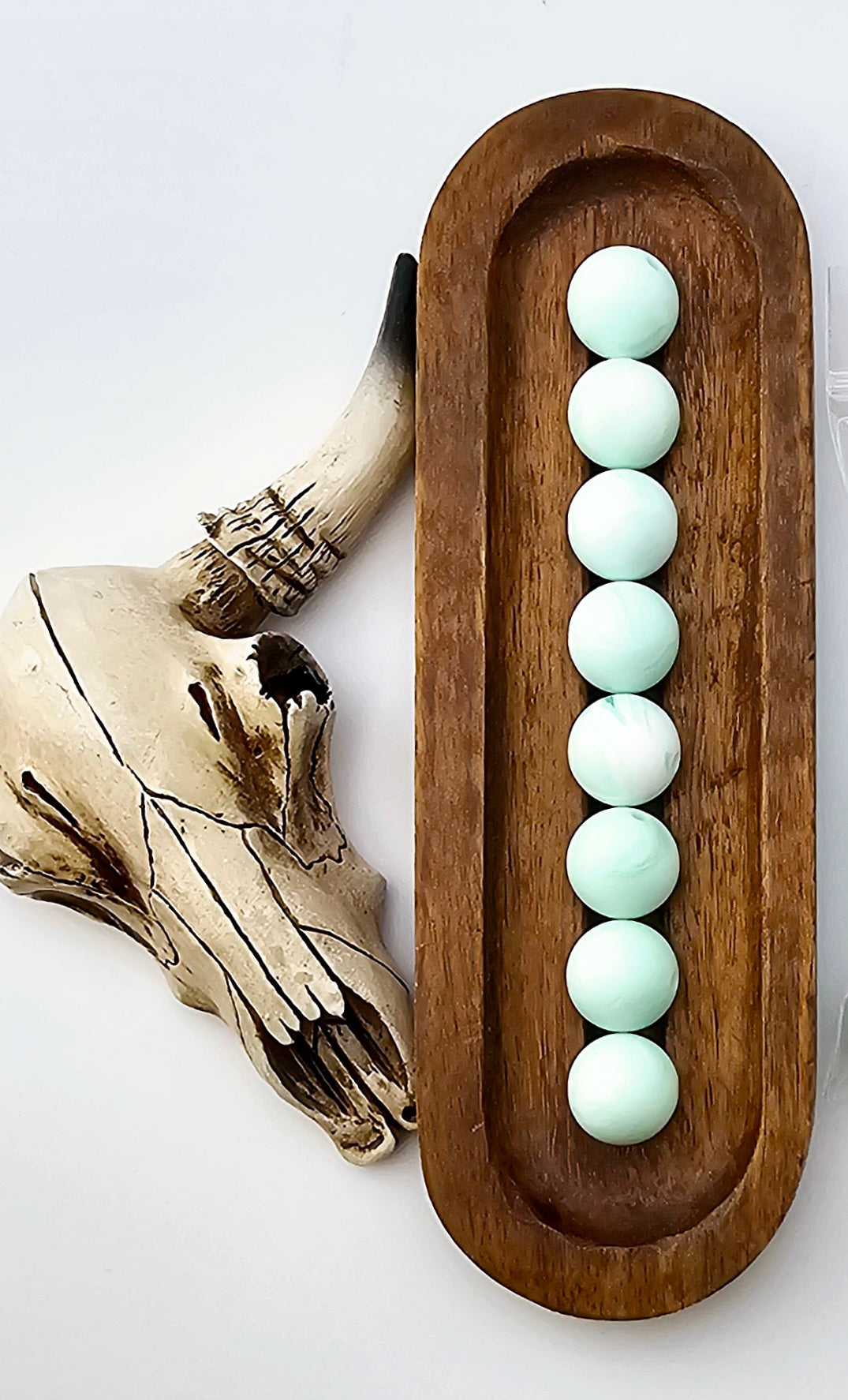 #60 Marble Mint Solid