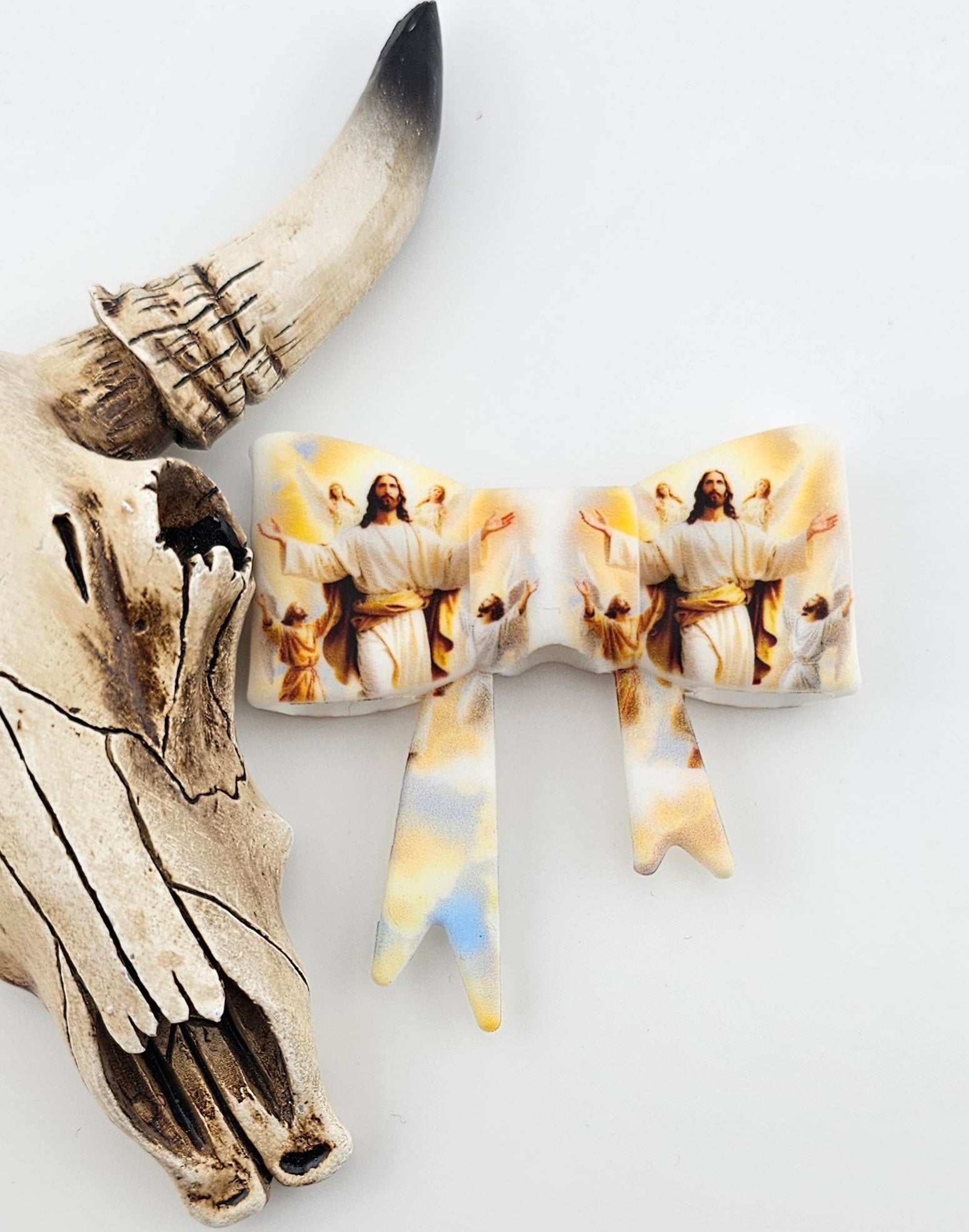 Large Bow Focal Come Unto Me