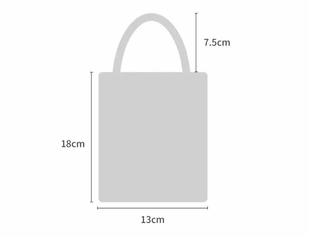 Crock Charm Bag all come with one random Charm